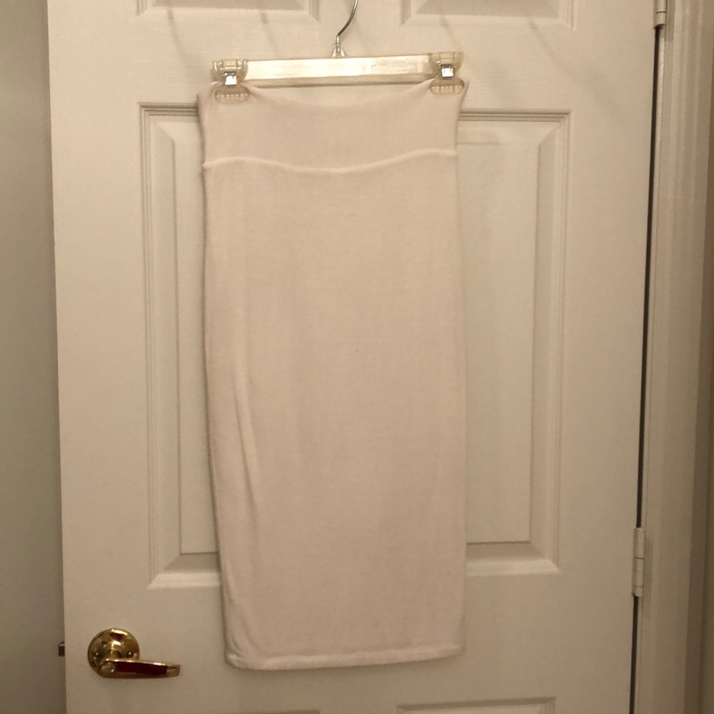 Pencil skirt